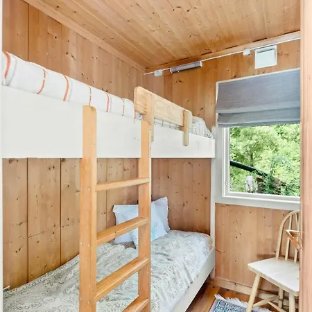 Nyaraló Secluded On Private Peninsula At Eigebrekk *